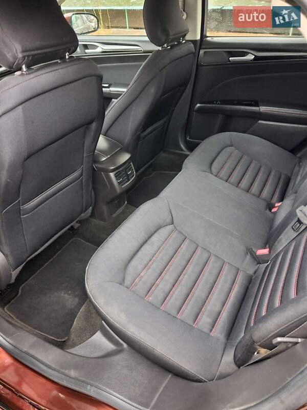 Седан Ford Fusion 2016 в Одессе