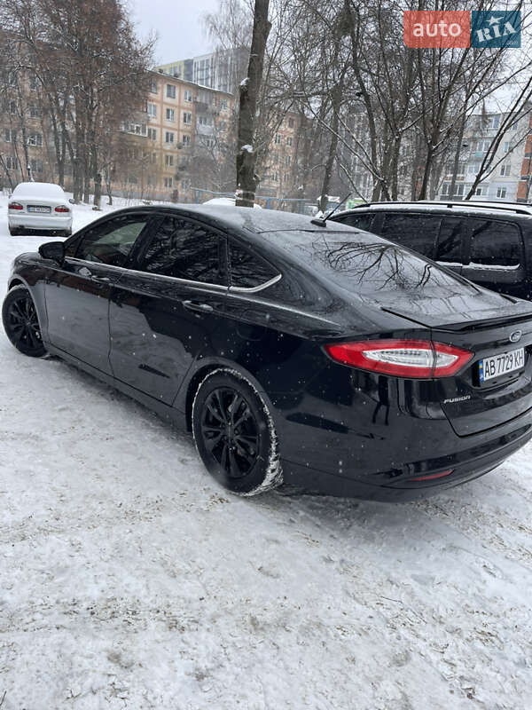 Седан Ford Fusion 2014 в Вінниці