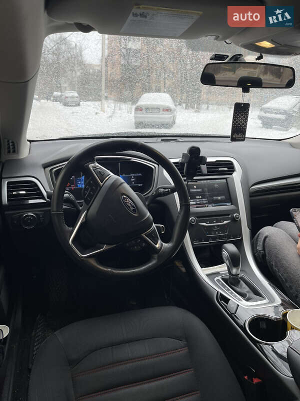 Седан Ford Fusion 2014 в Вінниці
