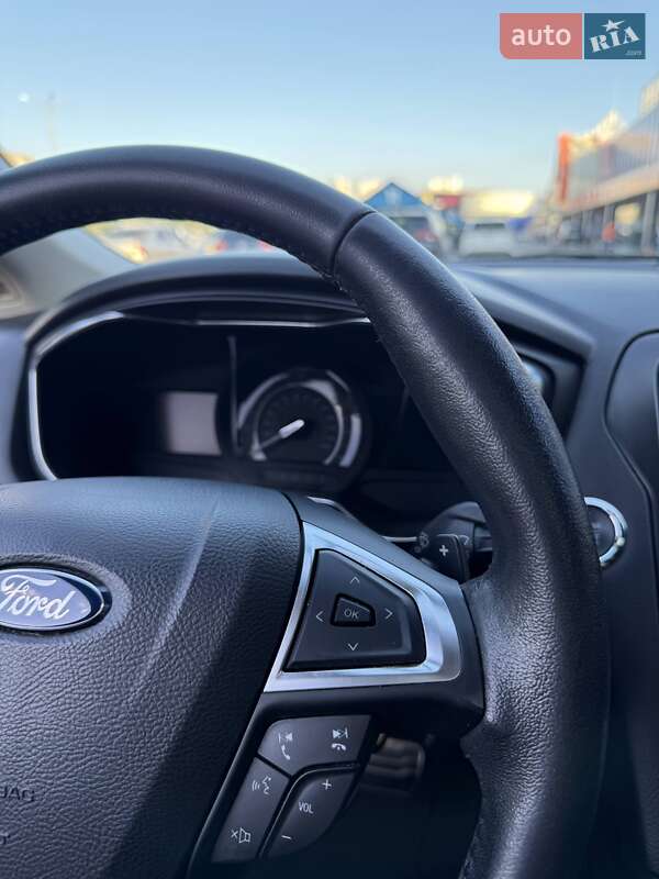 Седан Ford Fusion 2017 в Киеве