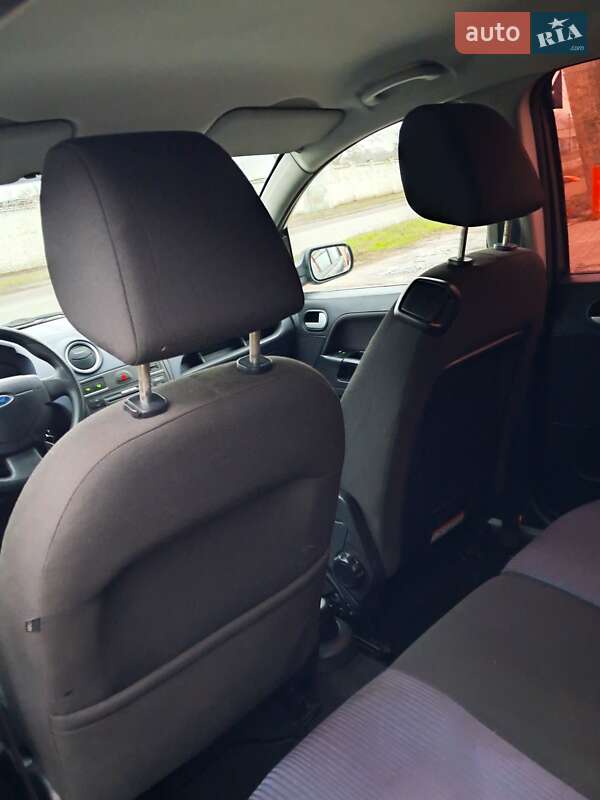 Хетчбек Ford Fusion 2009 в Прилуках