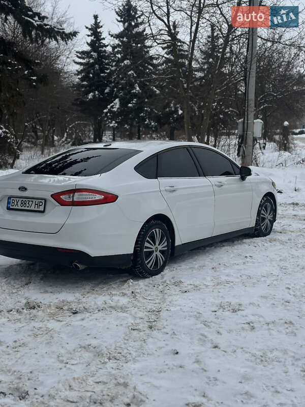 Седан Ford Fusion 2013 в Ивано-Франковске