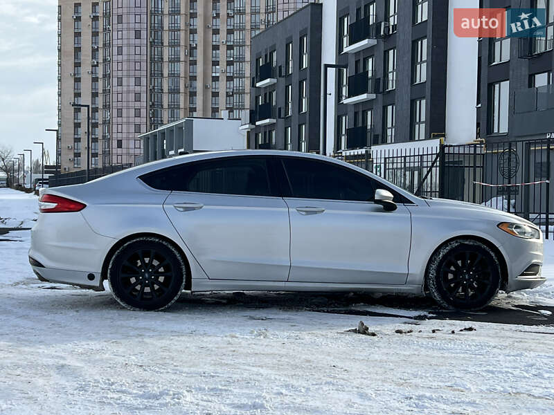 Седан Ford Fusion 2016 в Черкассах