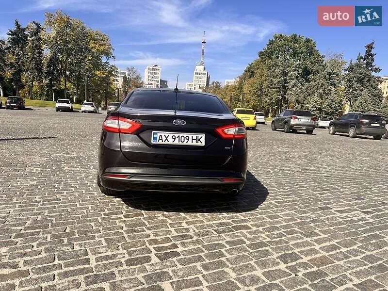 Седан Ford Fusion 2013 в Харкові