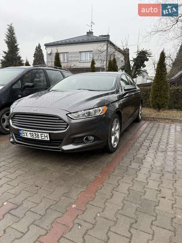 Седан Ford Fusion 2016 в Хмельницькому
