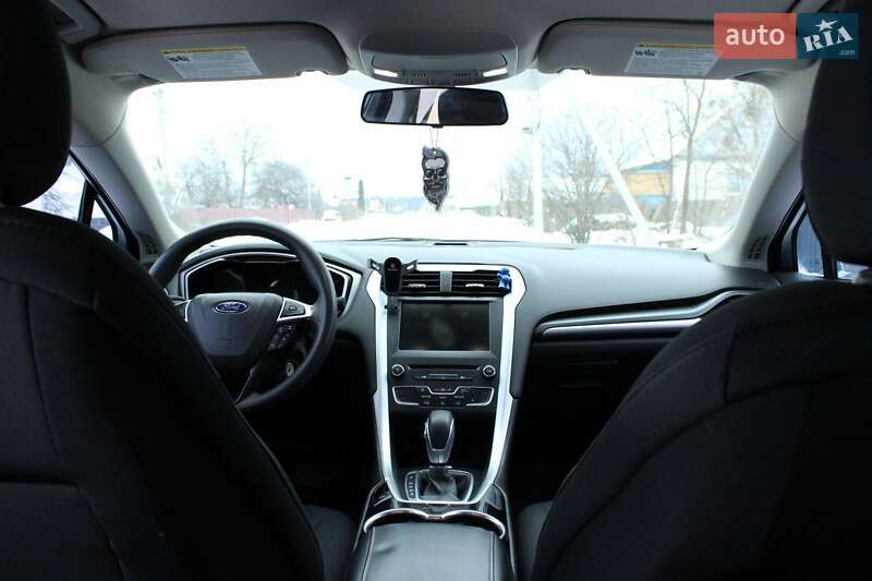 Седан Ford Fusion 2015 в Житомире