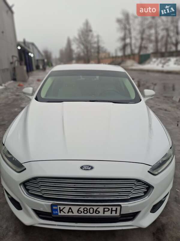 Седан Ford Fusion 2013 в Киеве
