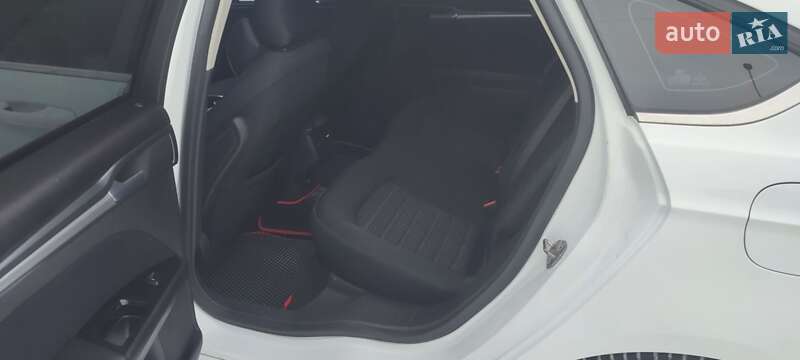 Седан Ford Fusion 2015 в Виннице