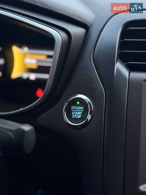 Седан Ford Fusion 2016 в Днепре