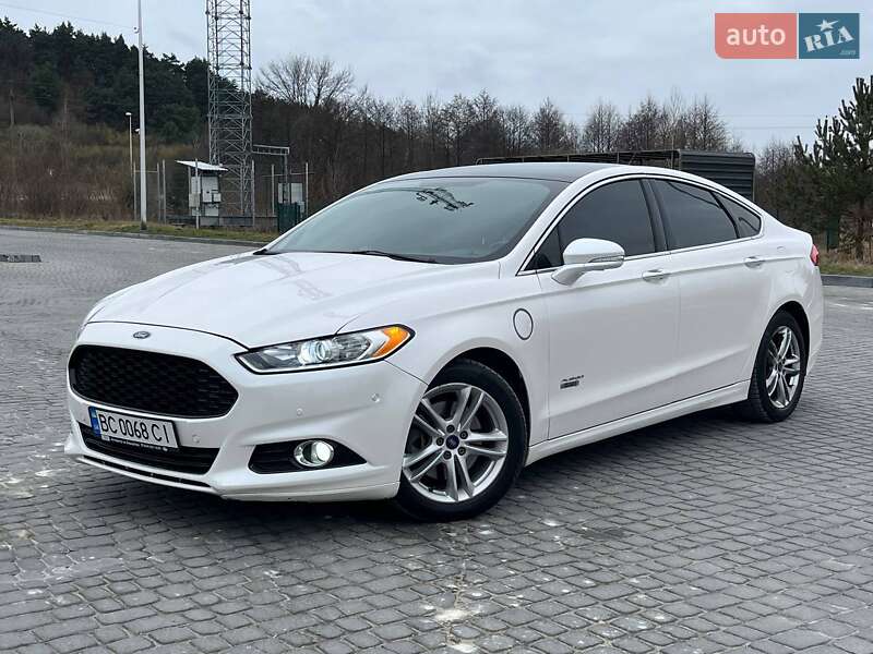 Седан Ford Fusion 2015 в Миколаєві
