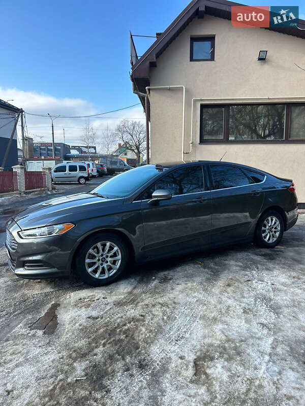 Седан Ford Fusion 2015 в Ивано-Франковске фото 3 Седан Ford Fusion 2015 в Ивано-Франковске