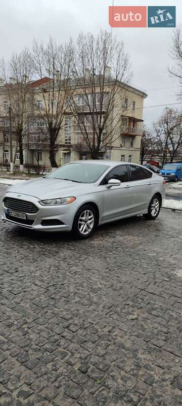 Ford Fusion 2015