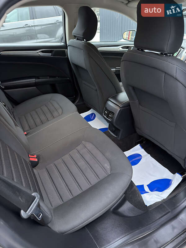 Седан Ford Fusion 2019 в Ивано-Франковске