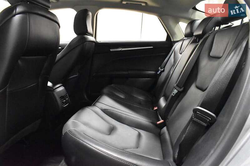 Седан Ford Fusion 2020 в Львове
