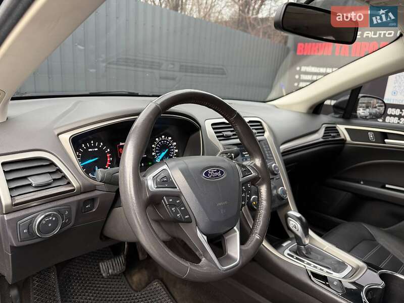Седан Ford Fusion 2014 в Днепре