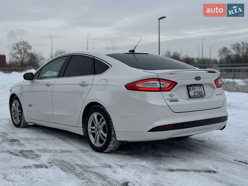 Седан Ford Fusion 2015 в Киеве