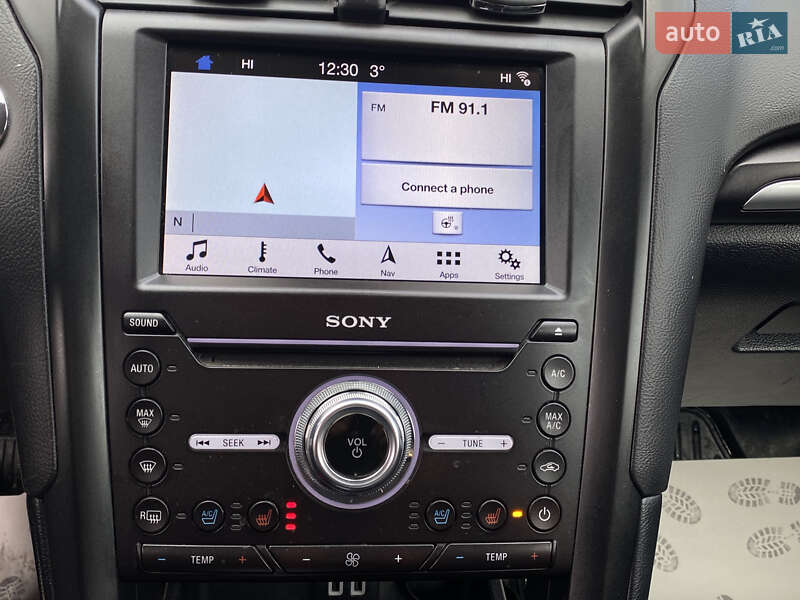 Седан Ford Fusion 2019 в Львове