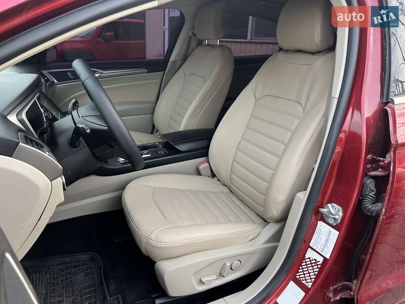 Седан Ford Fusion 2019 в Одессе