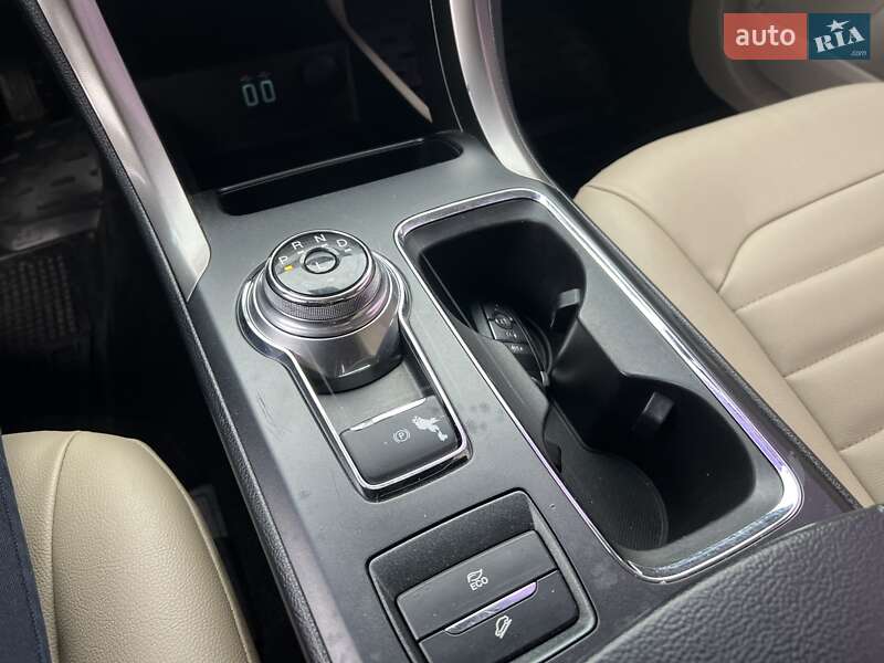 Седан Ford Fusion 2019 в Одессе