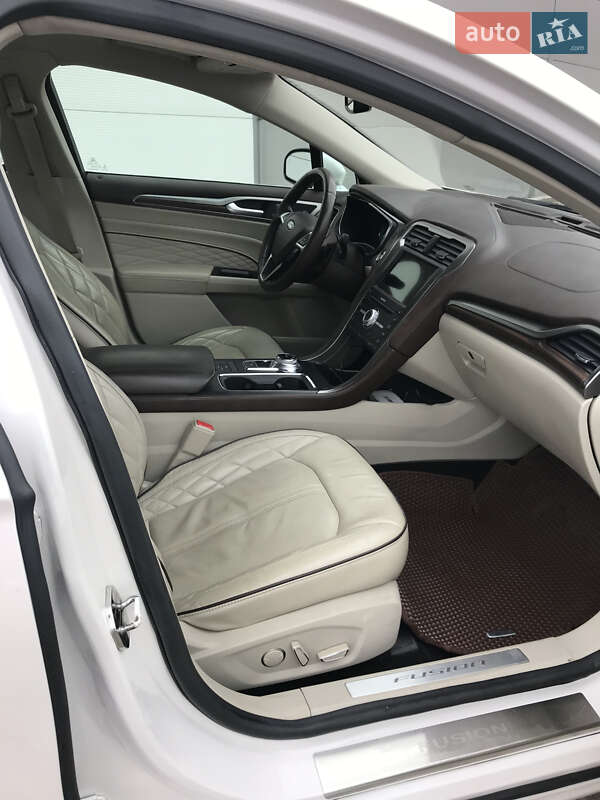 Седан Ford Fusion 2016 в Киеве