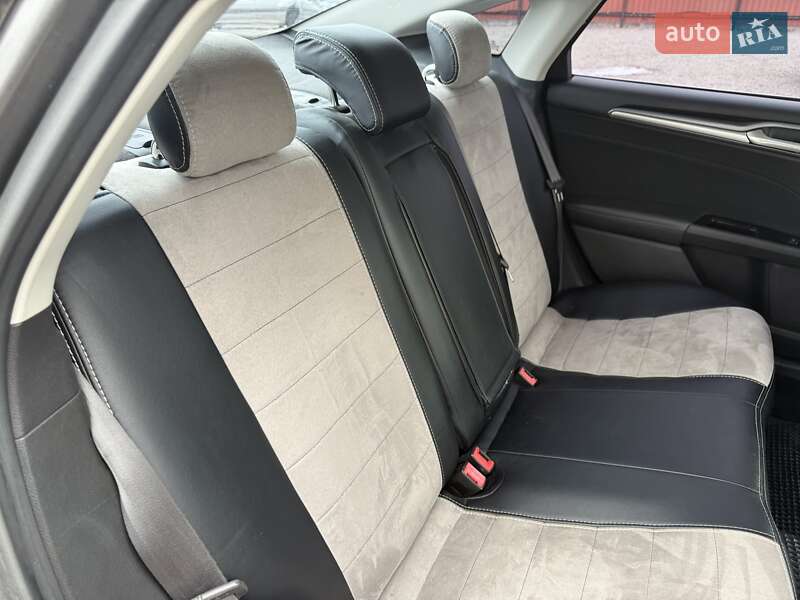 Седан Ford Fusion 2014 в Кропивницькому