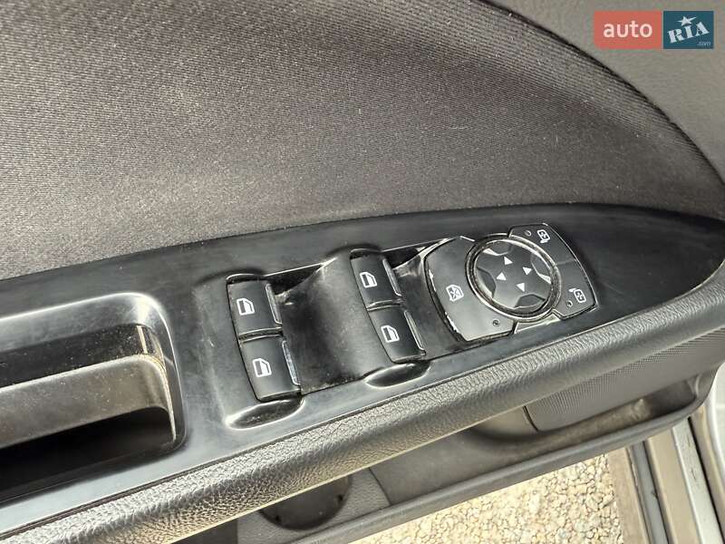 Седан Ford Fusion 2014 в Кропивницькому