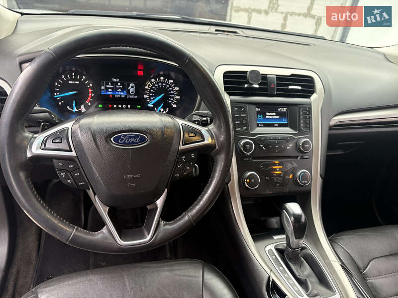 Седан Ford Fusion 2014 в Бородянке