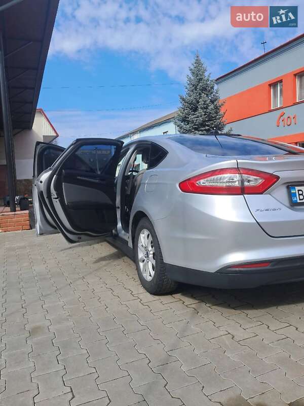 Седан Ford Fusion 2014 в Тернополі фото 7 Седан Ford Fusion 2014 в Тернополі