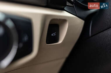 Седан Ford Fusion 2020 в Стрые
