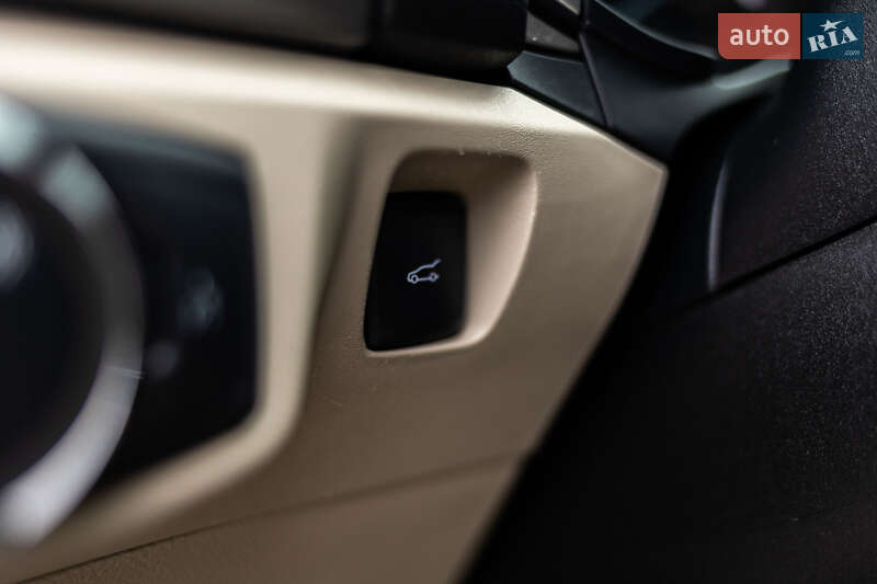 Седан Ford Fusion 2020 в Стрые