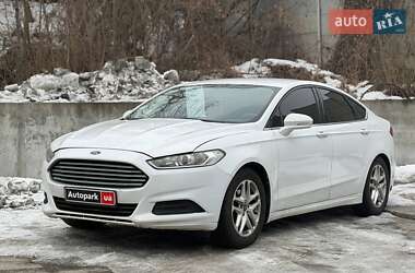 Седан Ford Fusion 2015 в Киеве