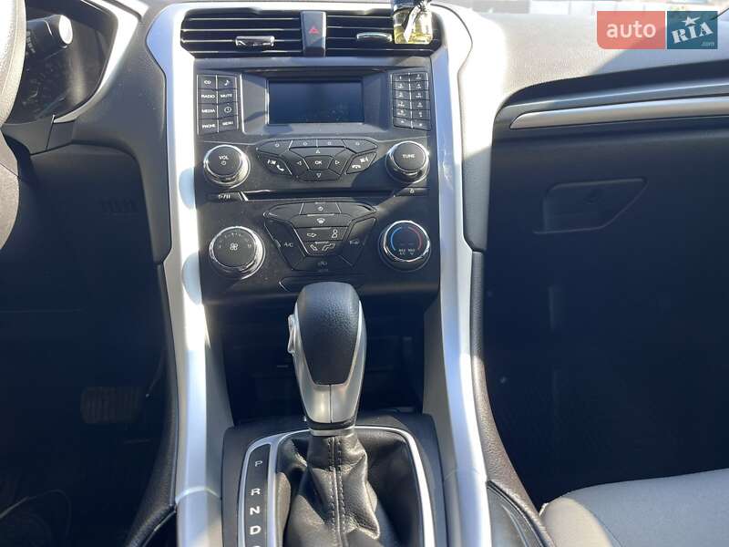 Седан Ford Fusion 2014 в Николаеве фото 27 Седан Ford Fusion 2014 в Николаеве