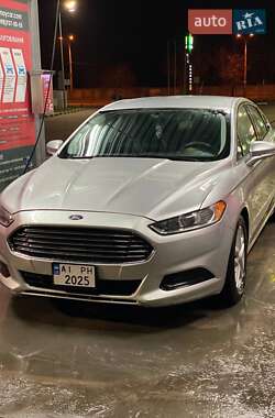 Седан Ford Fusion 2015 в Ободовке