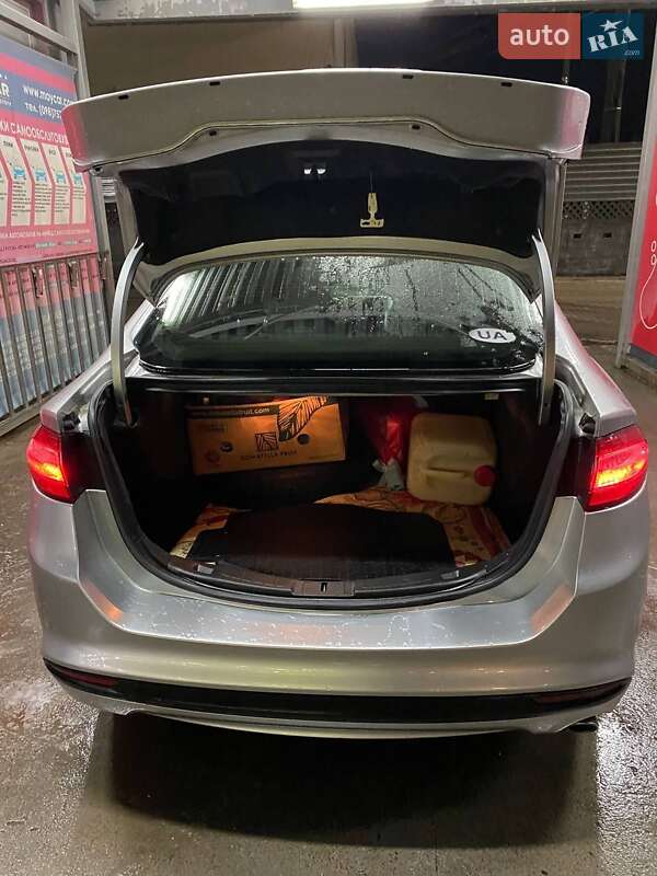 Седан Ford Fusion 2015 в Ободовке