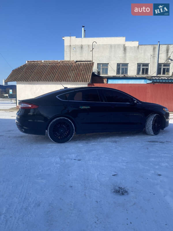 Седан Ford Fusion 2014 в Овруче