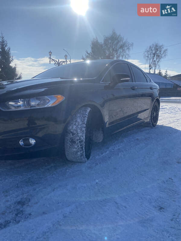 Седан Ford Fusion 2014 в Овруче