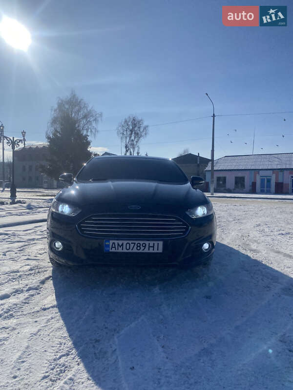 Седан Ford Fusion 2014 в Овруче