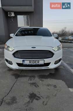 Седан Ford Fusion 2012 в Вышгороде