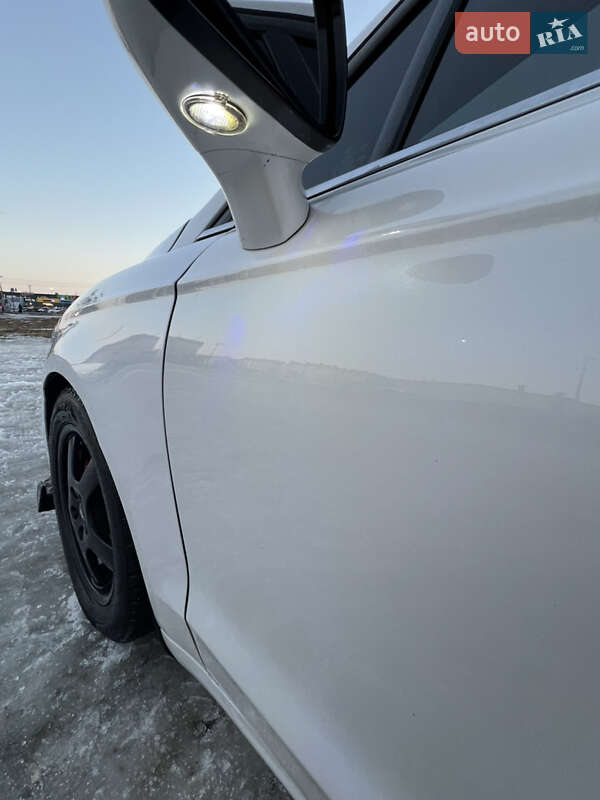 Седан Ford Fusion 2014 в Киеве фото 39 Седан Ford Fusion 2014 в Киеве