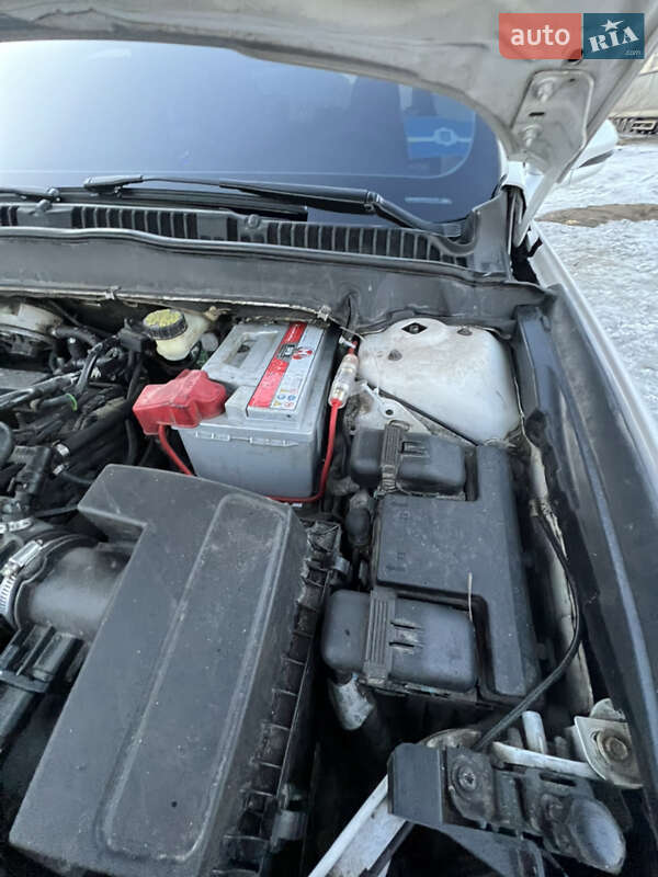 Седан Ford Fusion 2014 в Киеве фото 44 Седан Ford Fusion 2014 в Киеве