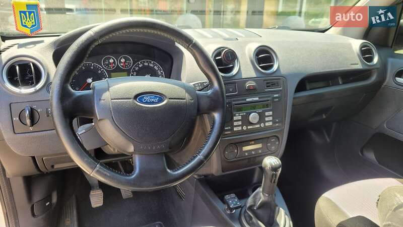 Хэтчбек Ford Fusion 2009 в Виннице