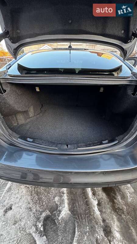 Седан Ford Fusion 2017 в Сумах
