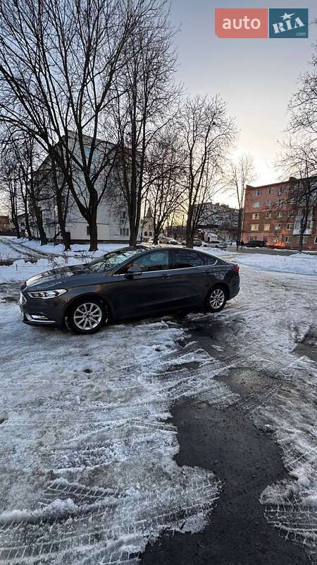 Седан Ford Fusion 2017 в Сумах