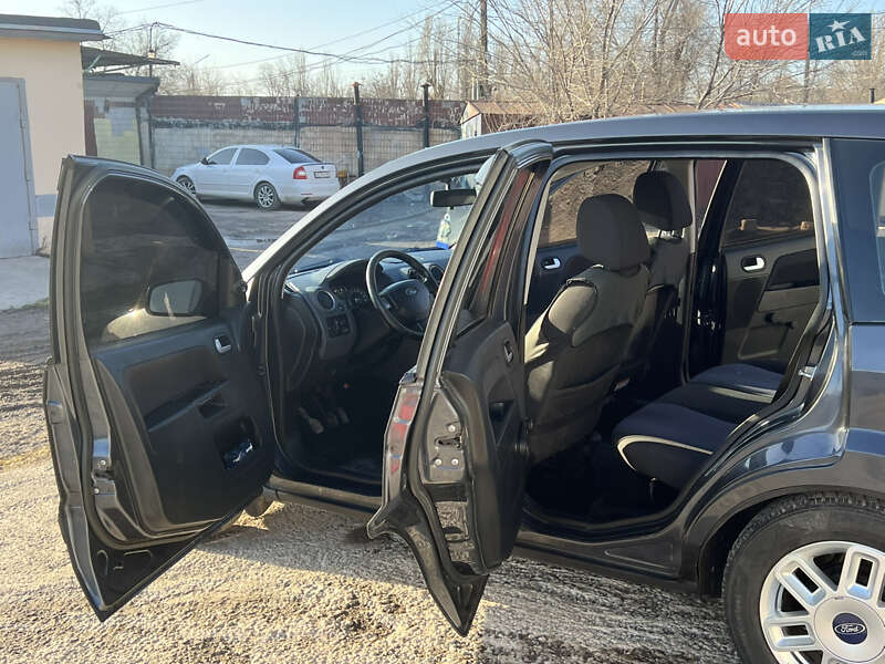 Хэтчбек Ford Fusion 2008 в Кропивницком