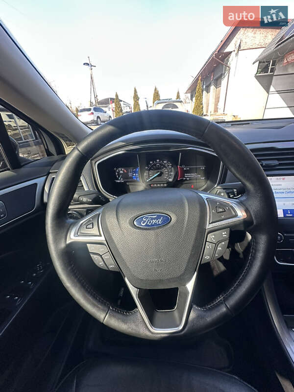 Седан Ford Fusion 2016 в Новой Водолаге