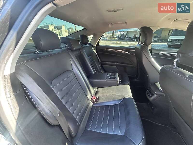 Седан Ford Fusion 2014 в Киеве