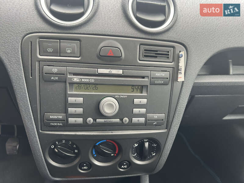 Хэтчбек Ford Fusion 2006 в Шостке