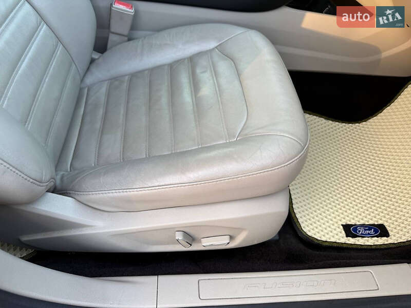 Седан Ford Fusion 2016 в Стрые