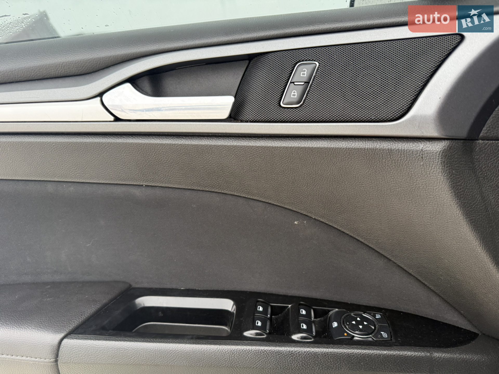 2014 Ford Fusion - мініатюра 20