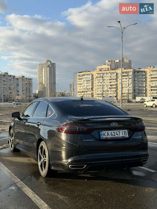 Седан Ford Fusion 2015 в Києві